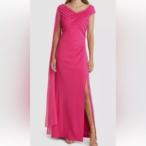 Tadashi Shoji Pleated Crepe Chiffon Cape Gown - XL